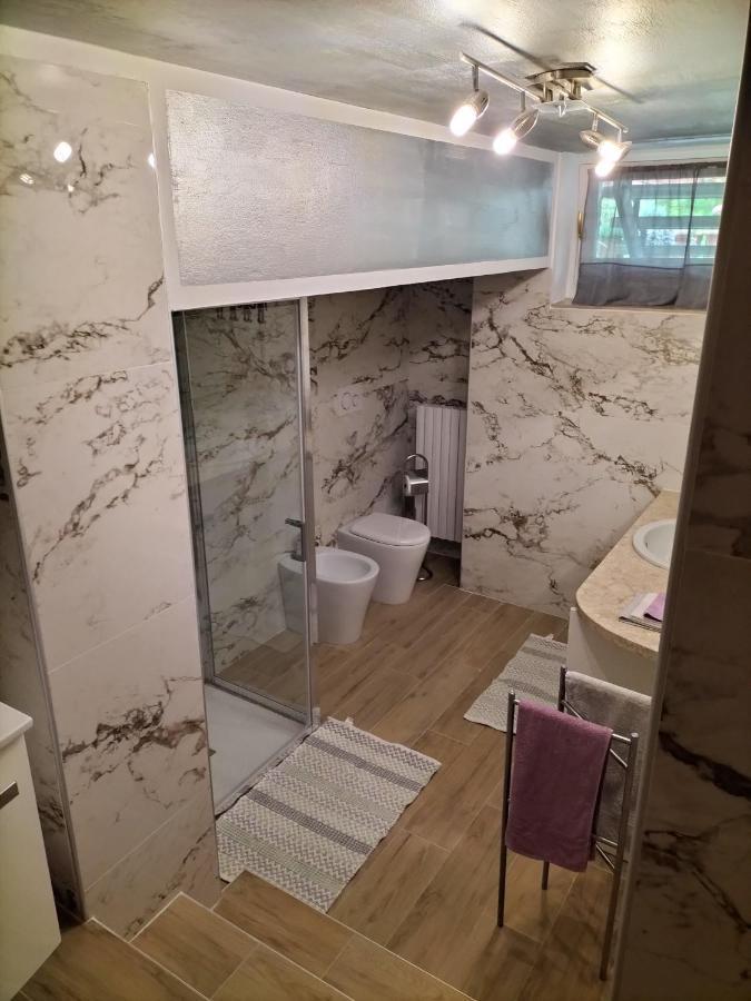 Casa Belvedere Monzambano Bagian luar foto